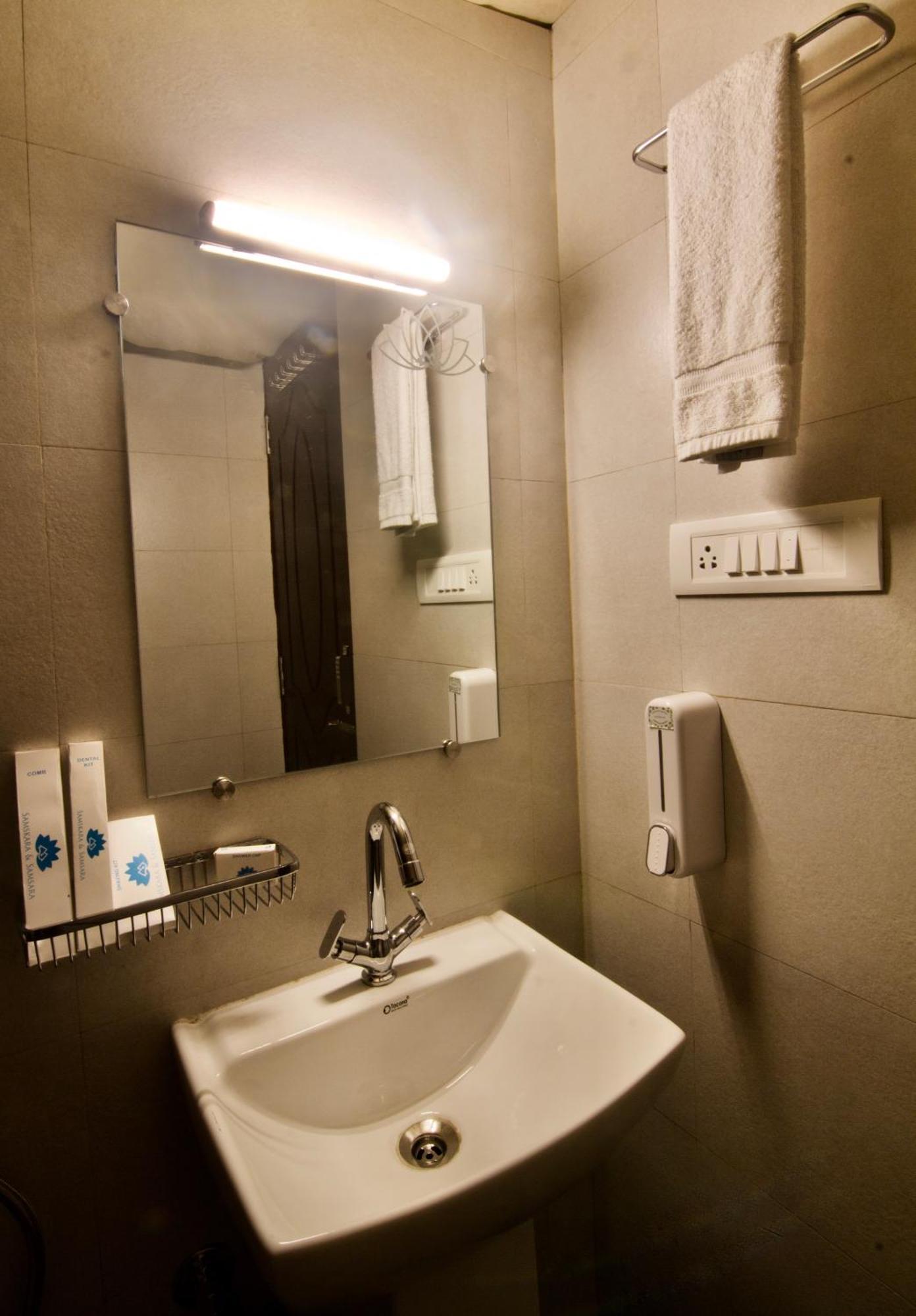 Samskara & Samsara Hotel Lansdowne Quarto foto